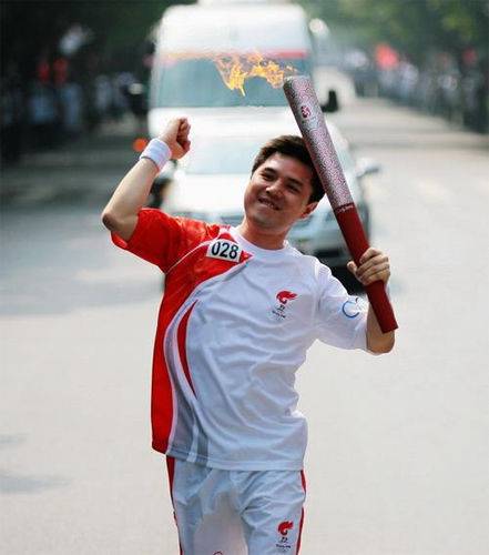 央视主持人赵普简历 揭赵普离职原因内幕