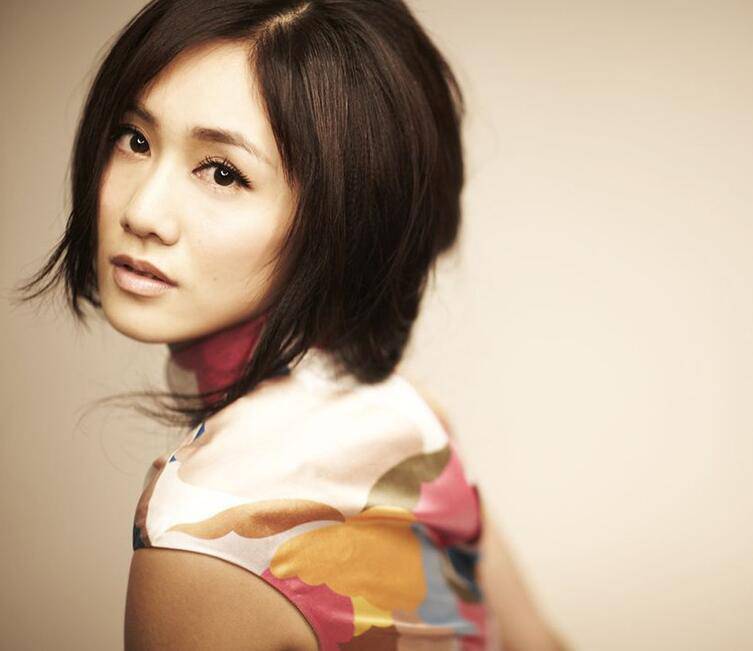 刘芸郑钧结婚内幕 曝新婚夜离家出走