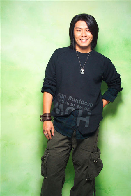 情感王子阿杜公布结婚喜讯 阿杜突然不红原因居然是这个。。。