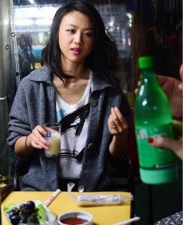 汤唯演过什幺电影 汤唯与老公吃大排档