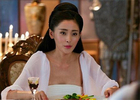 《太子妃升职记》太子妃张芃芃扮演者张天爱个人资料介绍