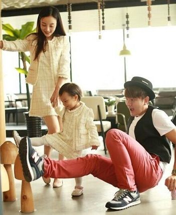 贾乃亮打过李小璐吗 揭秘贾乃亮真实家庭背景