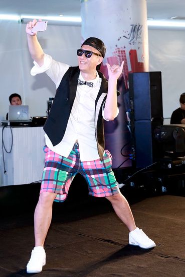 孙红雷自曝喜欢男人 孙红雷为啥叫颜王