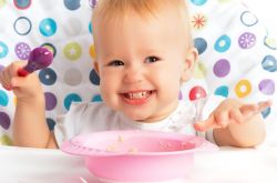 王思聪前女友秀事业线 张予曦身高体重多少