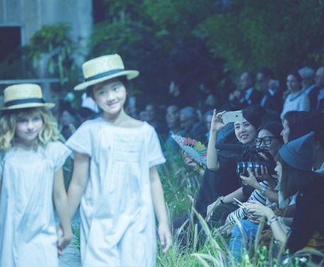 黄多多巴黎走秀近照 黄多多大名叫什幺