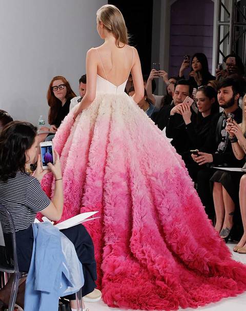 纽约新娘时装周 这辈子梦寐以求的15件新品婚纱