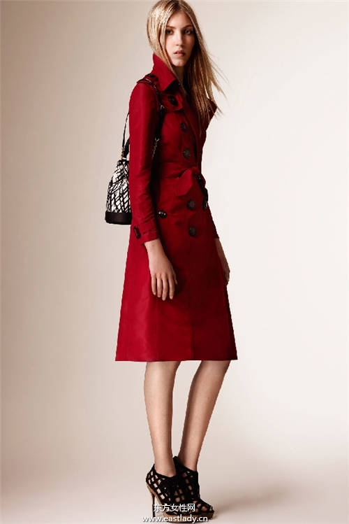 2016年春夏女装发布 以度假风为主题