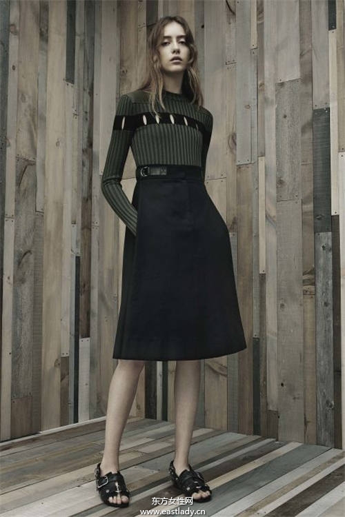 2016年春夏女装发布 以度假风为主题