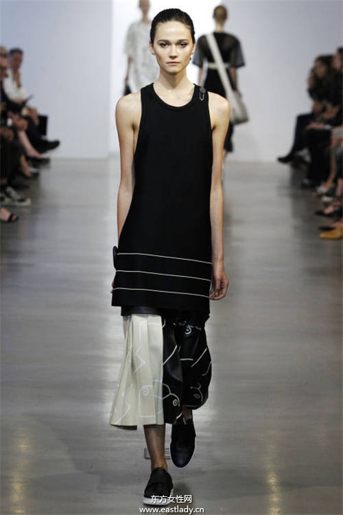 2016年春夏女装发布 以度假风为主题