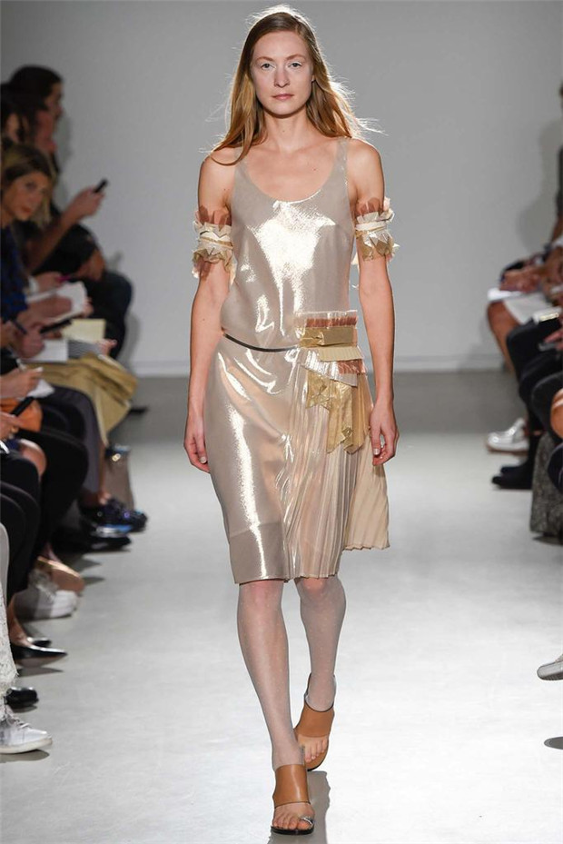 Veronique Branquinho 2015春夏女装流行发布