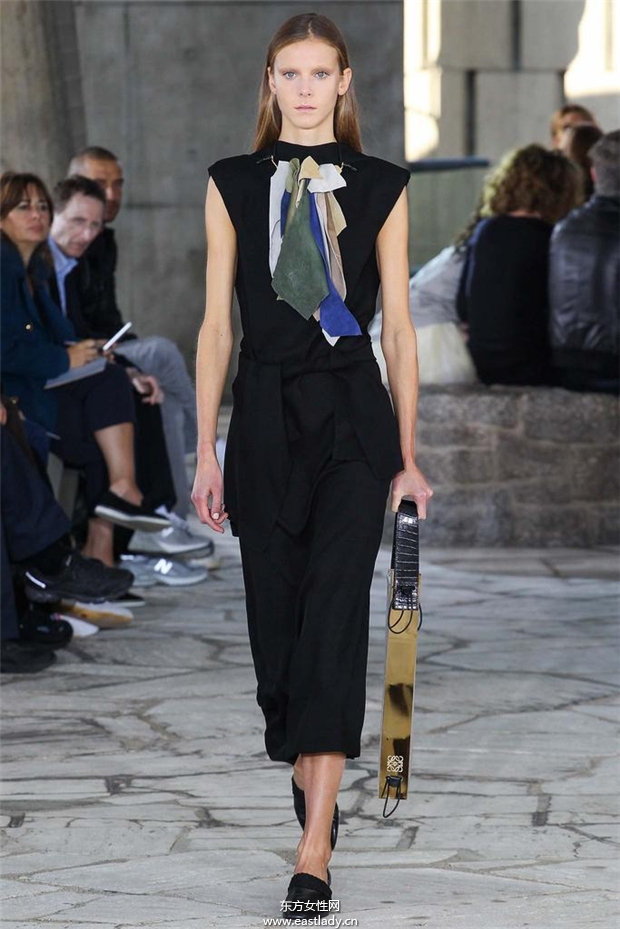 Loewe 2015春夏女装流行发布