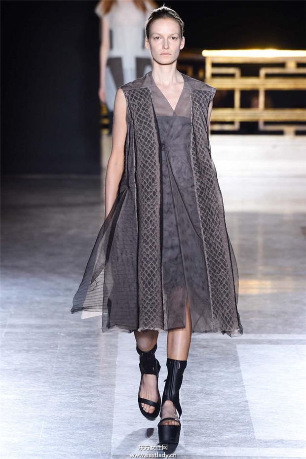 Rick Owens 2015春夏女装流行发布