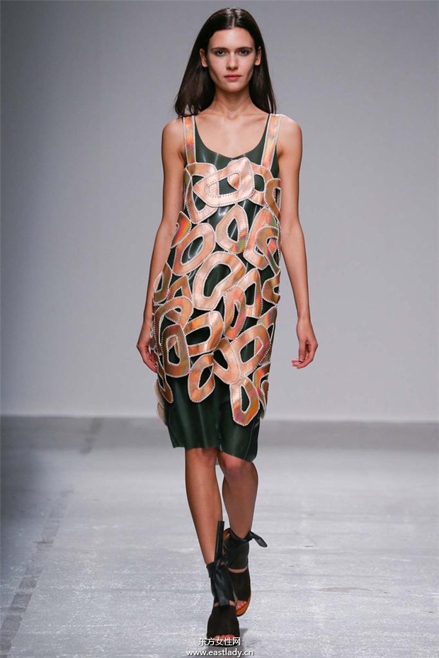 Christian Wijnants 2015春夏女装流行发布