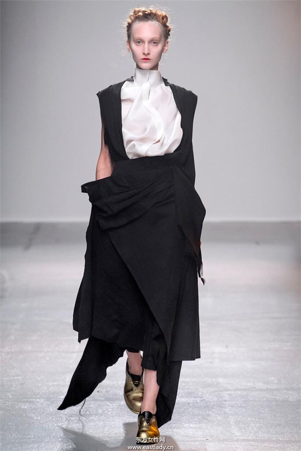 Aganovich 2015春夏女装流行发布