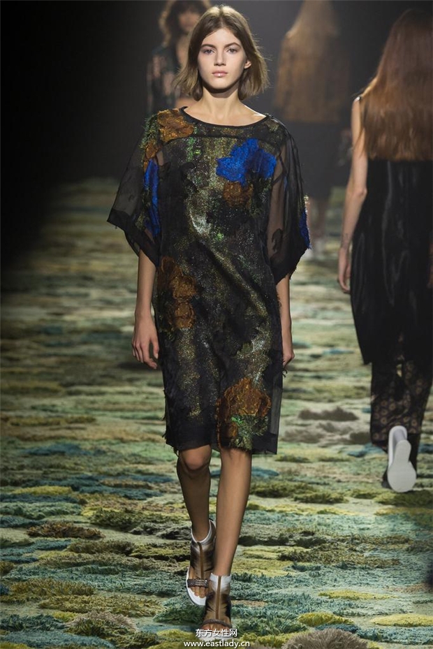 Dries Van Noten 2015春夏女装流行发布