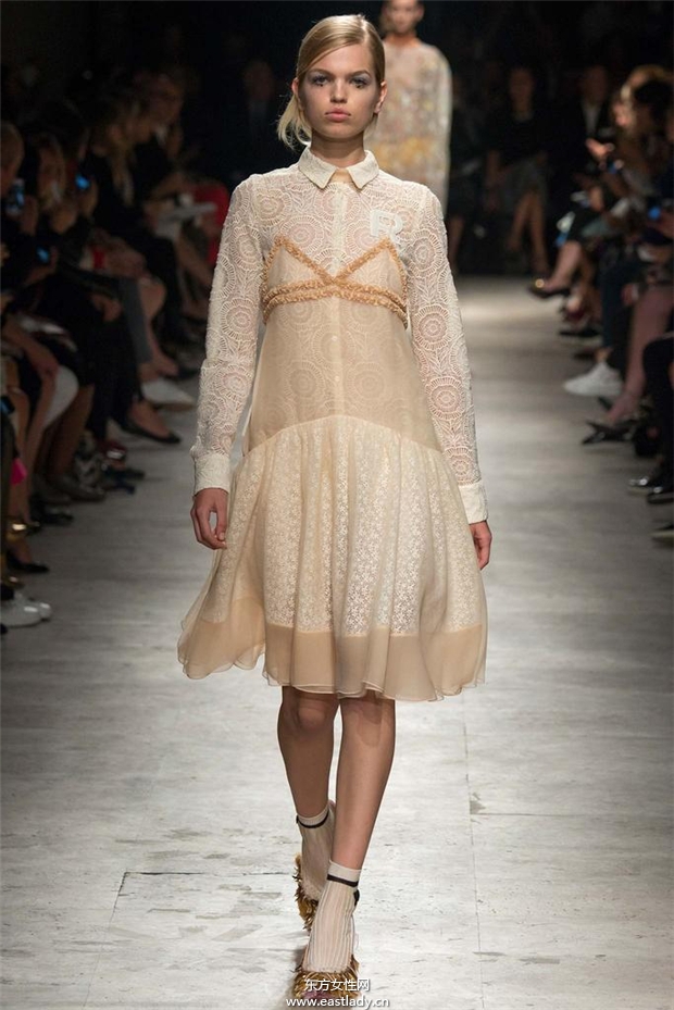 Rochas 2015春夏女装流行发布