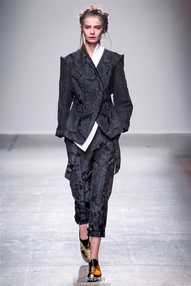 Aganovich 2015春夏女装流行发布