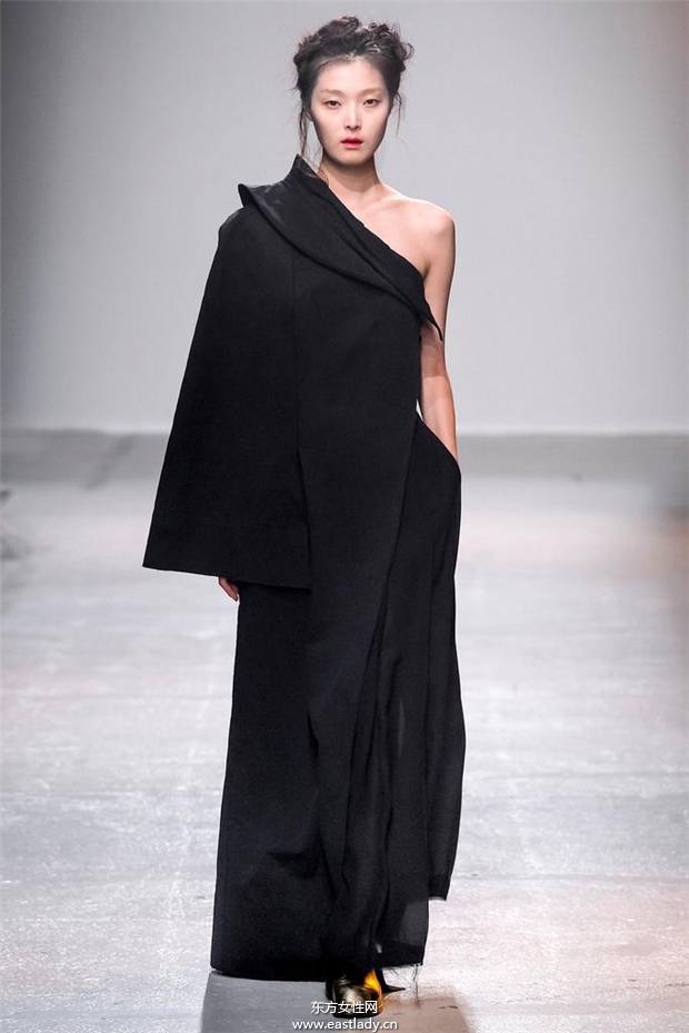 Aganovich 2015春夏女装流行发布