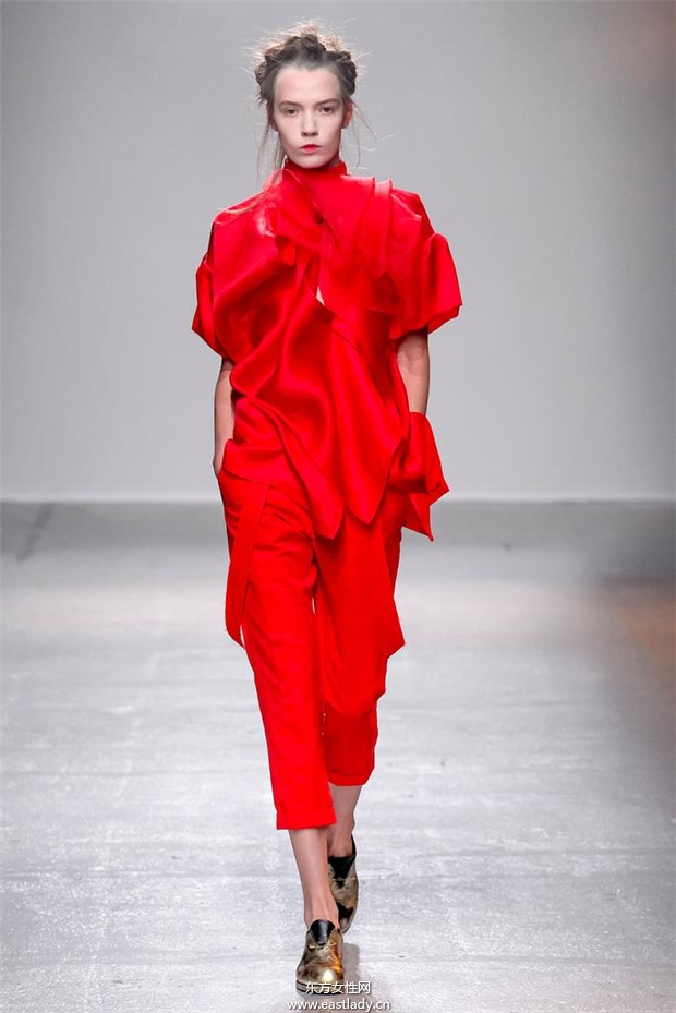 Aganovich 2015春夏女装流行发布