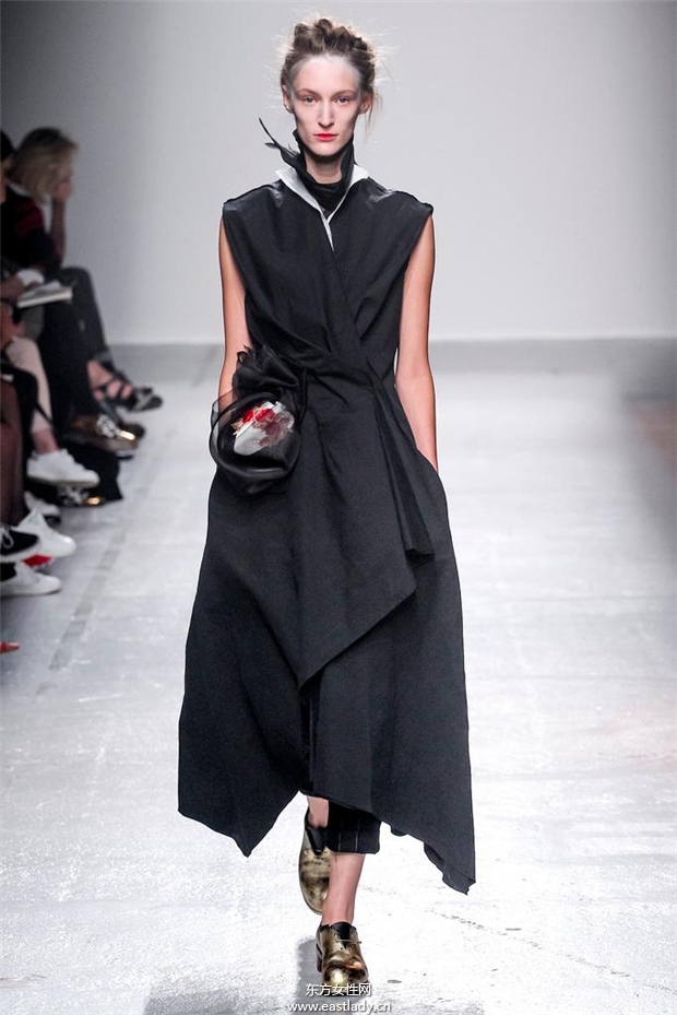 Aganovich 2015春夏女装流行发布