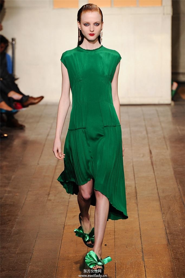 Cédric Charlier 2015春夏女装流行发布