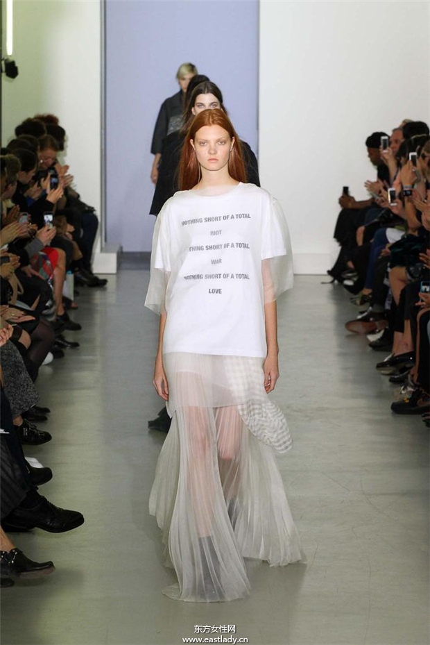 Yang Li 2015春夏女装流行发布