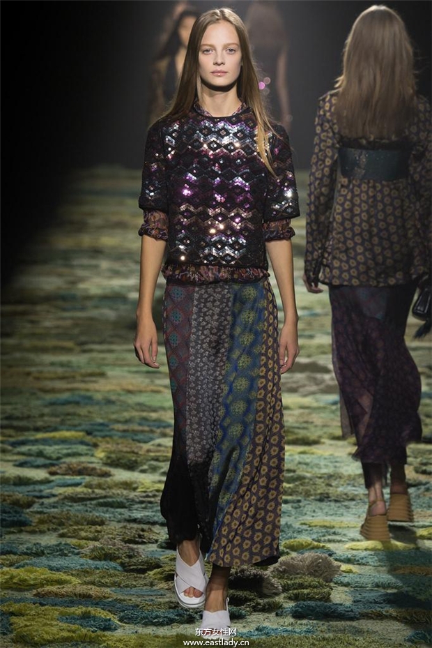 Dries Van Noten 2015春夏女装流行发布