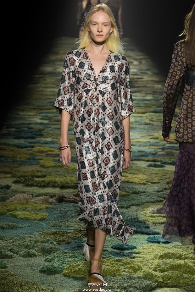 Dries Van Noten 2015春夏女装流行发布