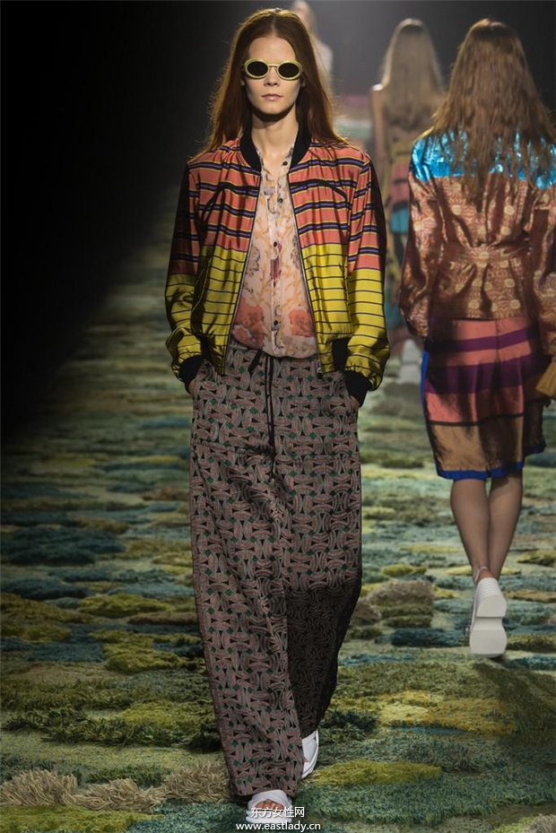 Dries Van Noten 2015春夏女装流行发布