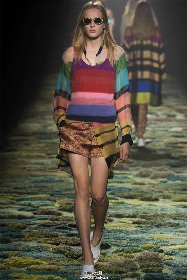 Dries Van Noten 2015春夏女装流行发布