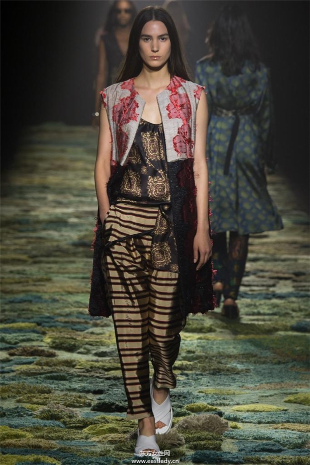 Dries Van Noten 2015春夏女装流行发布