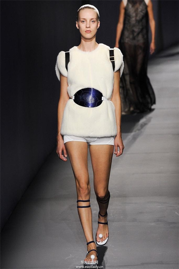 Vionnet 2015春夏女装流行发布