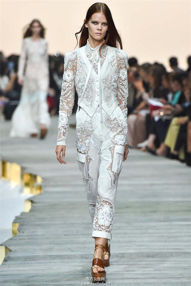 Roberto Cavalli 2015春夏女装流行发布