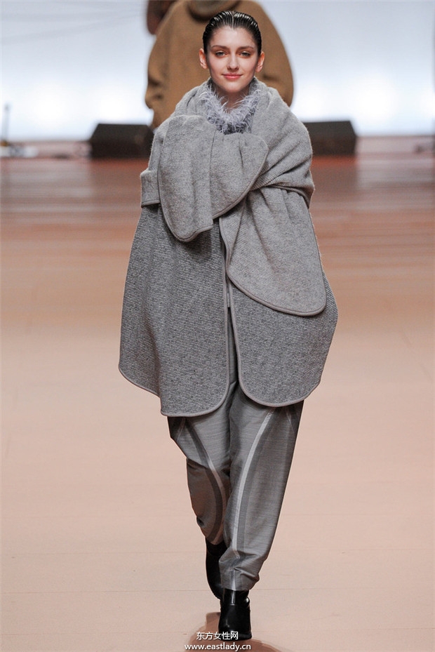 Issey Miyake巴黎时装周2014秋冬新品发布