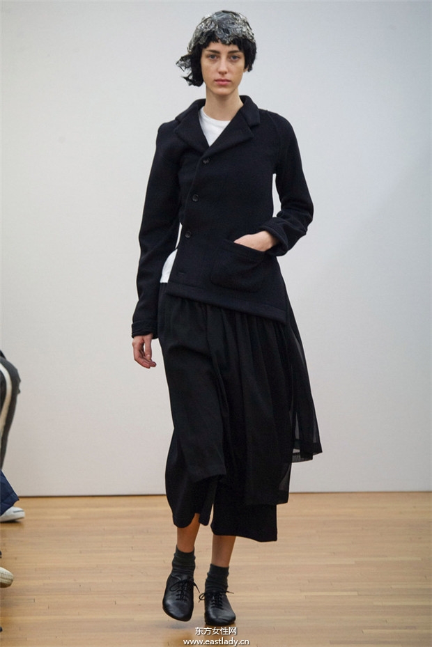 Comme des Gar&ccedil;ons巴黎时装周2014秋冬新品发布