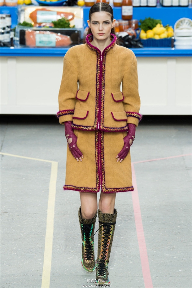 Chanel(香奈儿)巴黎时装周2014秋冬新品发布