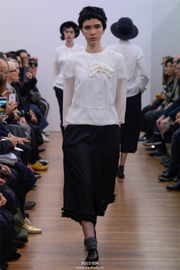 Comme des Gar&ccedil;ons巴黎时装周2014秋冬新品发布