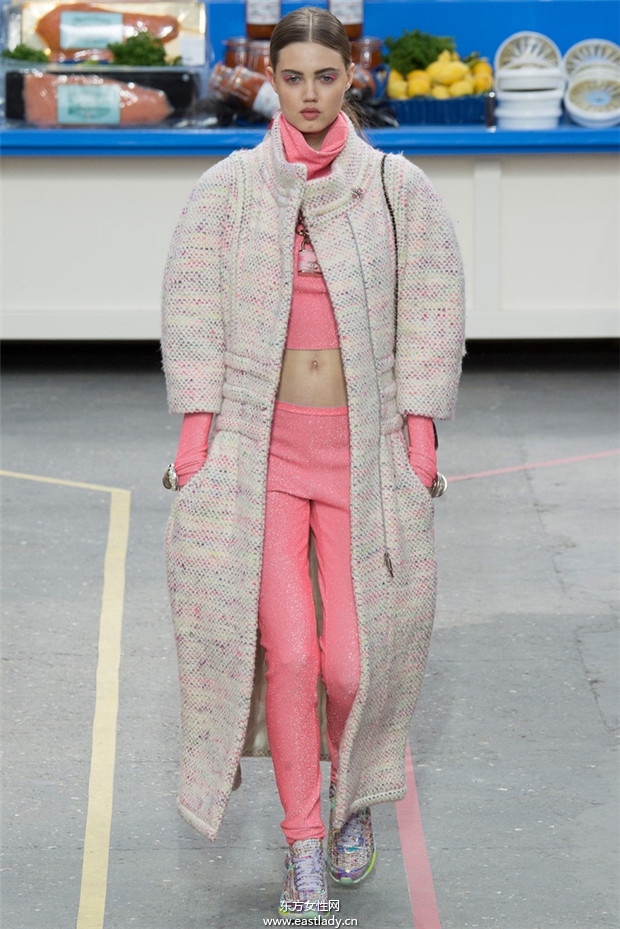 Chanel(香奈儿)巴黎时装周2014秋冬新品发布