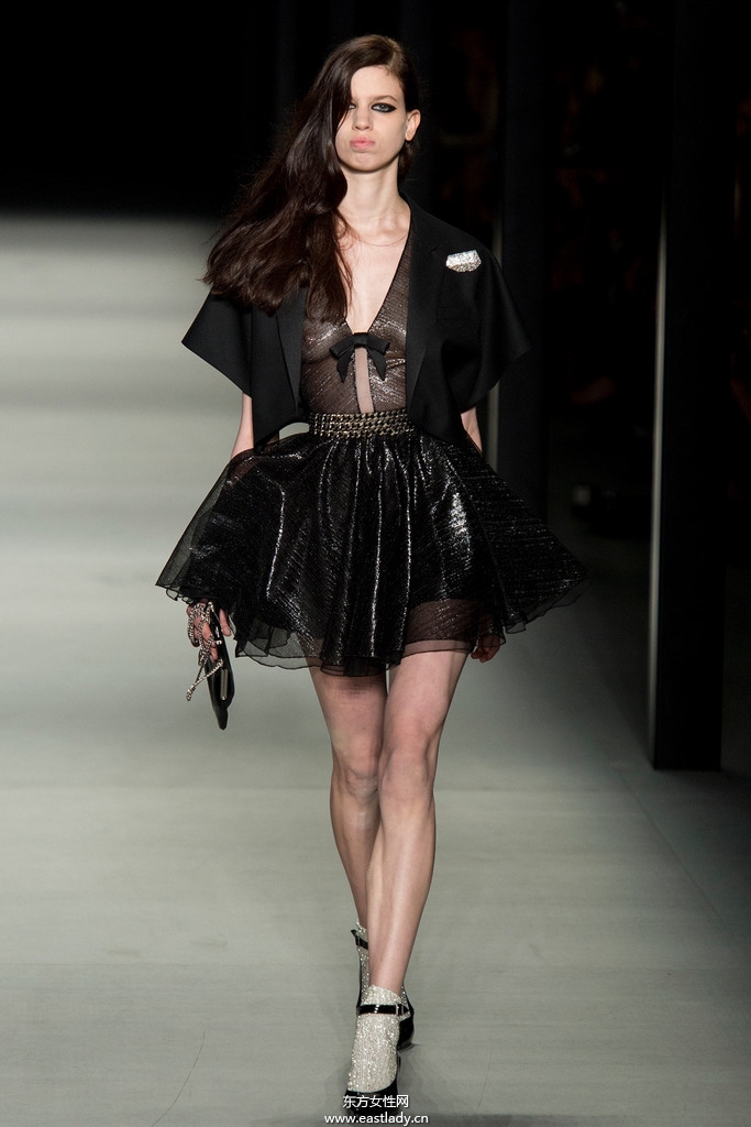 Saint Laurent（圣罗兰）2014春夏流行服饰时尚大片