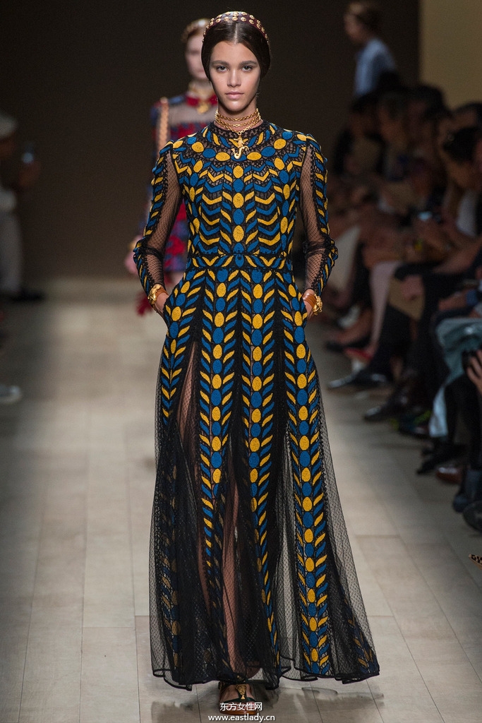 Valentino（华伦天奴）巴黎2014春夏流行服饰时尚大片