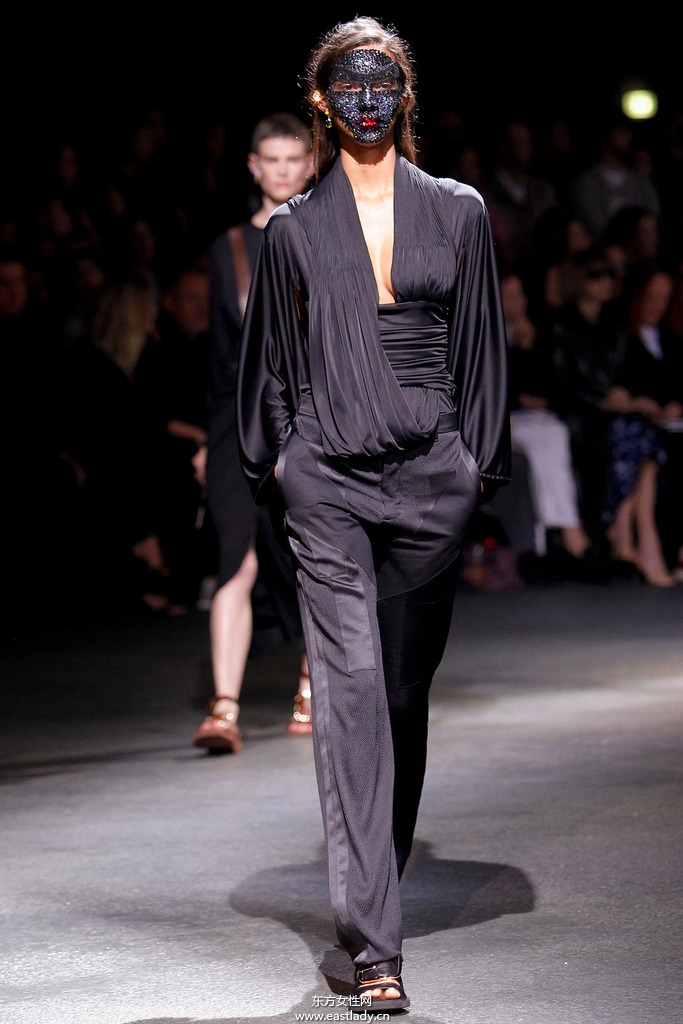 Givenchy（纪梵希）2014春夏流行服饰时尚大片
