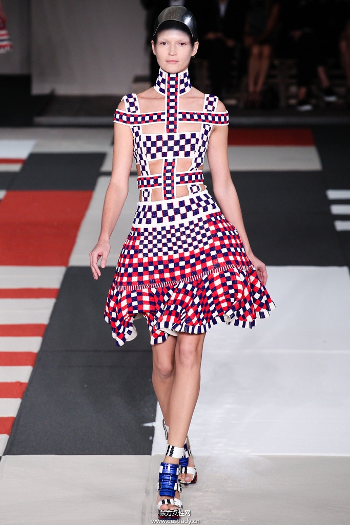 Alexander McQueen 2014春夏流行服饰时尚大片