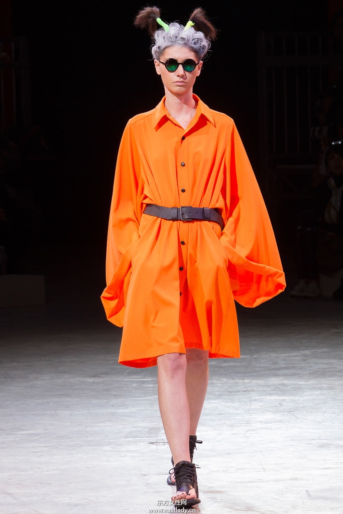 Yohji Yamamoto(山本耀司)2014春夏流行服饰时尚大片