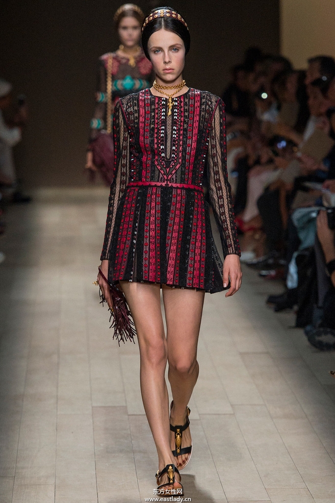 Valentino（华伦天奴）巴黎2014春夏流行服饰时尚大片