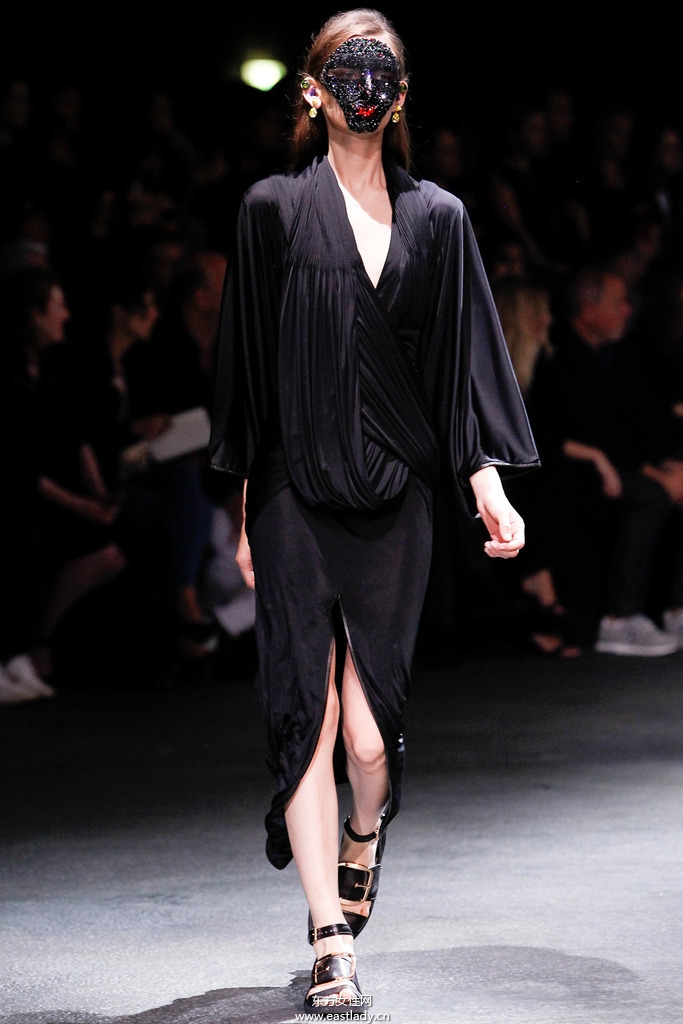 Givenchy（纪梵希）2014春夏流行服饰时尚大片