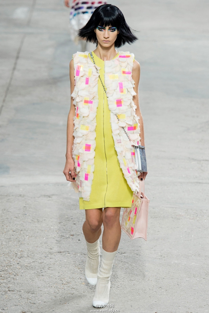 Chanel（香奈儿）巴黎2014春夏流行服饰时尚大片