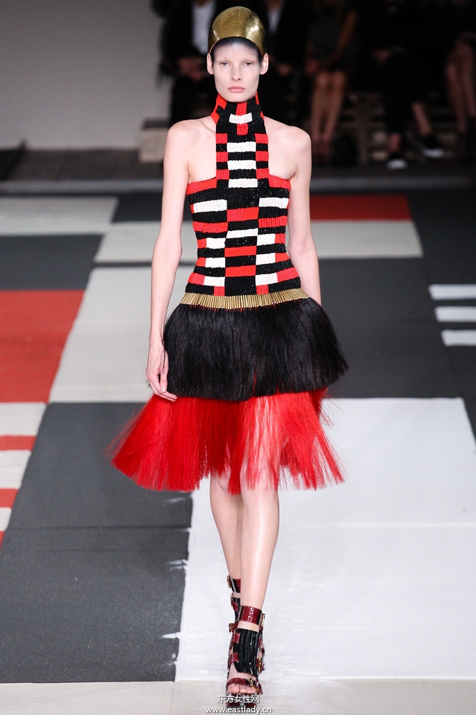 Alexander McQueen 2014春夏流行服饰时尚大片