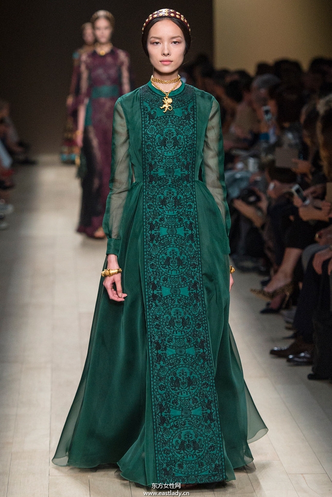 Valentino（华伦天奴）巴黎2014春夏流行服饰时尚大片