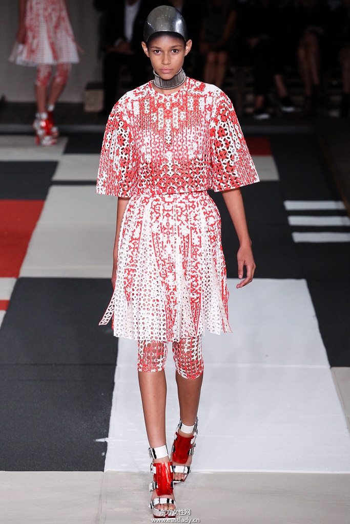 Alexander McQueen 2014春夏流行服饰时尚大片