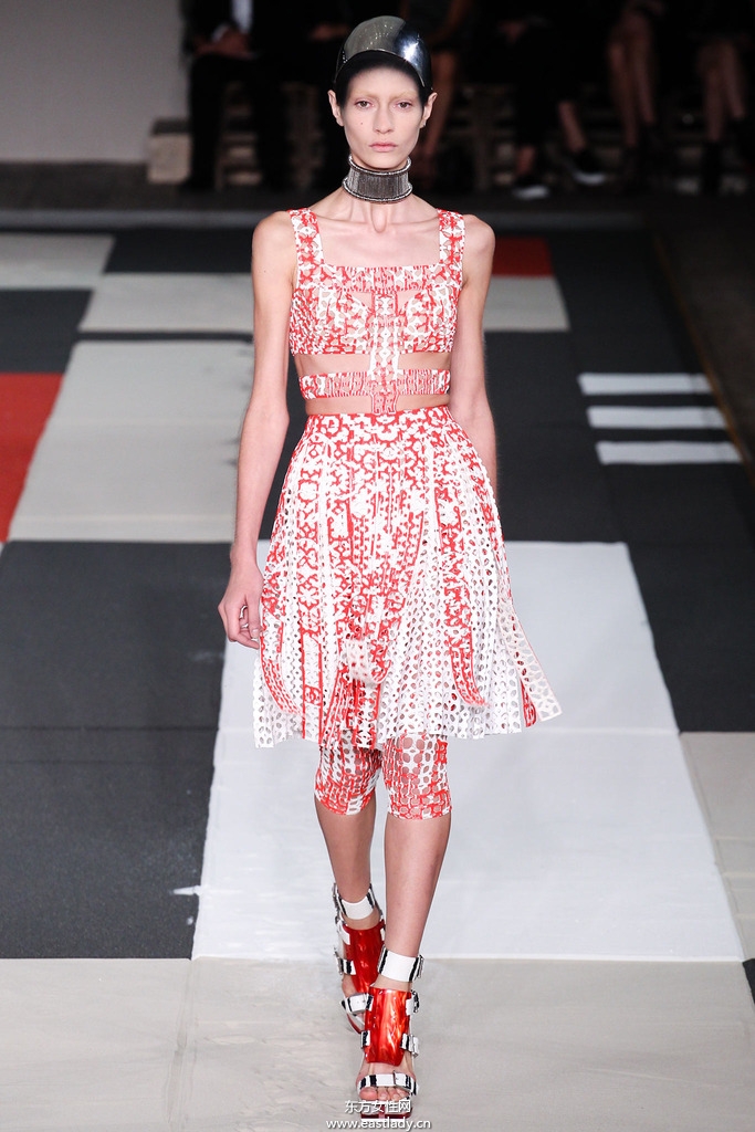 Alexander McQueen 2014春夏流行服饰时尚大片
